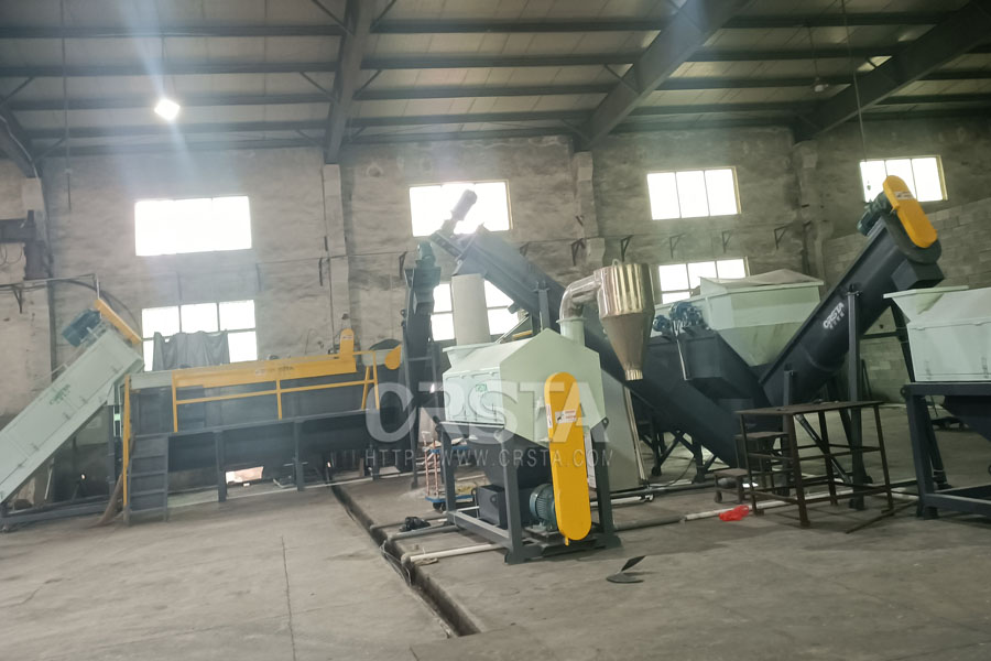 1000KG/H在江西省镀铝膜破碎清洗回收生产线安装调试成功